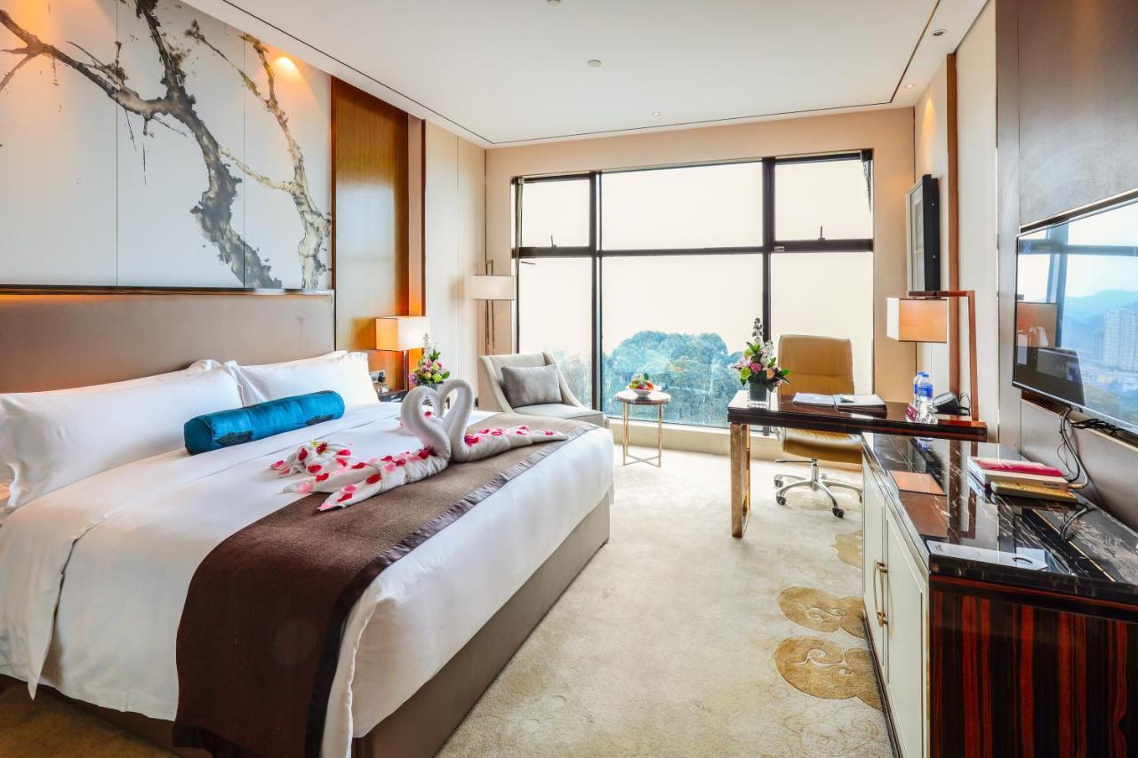 Argyle Grand Hotel Xingyi  Exterior foto
